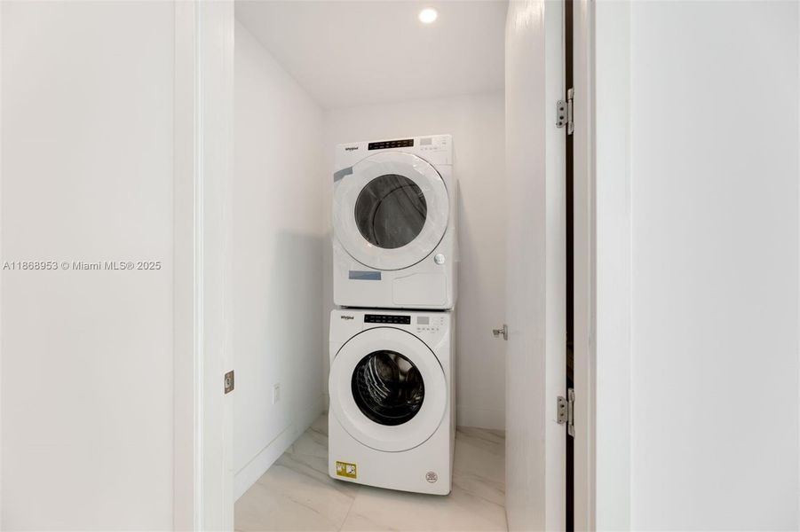 Image 34 of a home in .