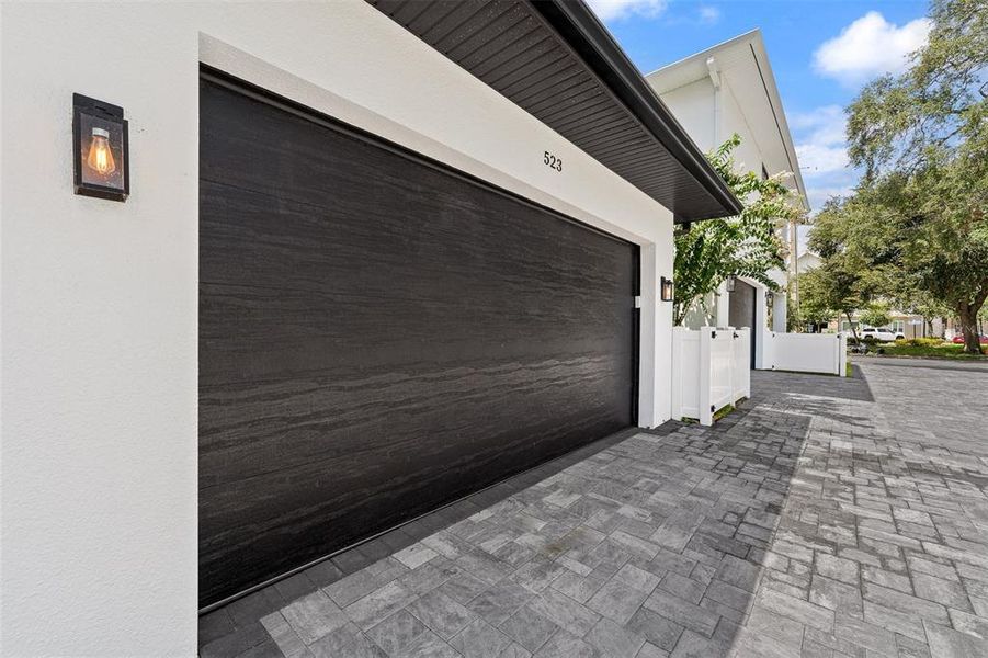 Exterior details and patio area of a home in , Orlando (Image 3). Exterior details and patio area of a home in , Orlando (Image 3).