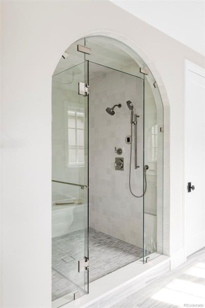 Image 41 of a home in .