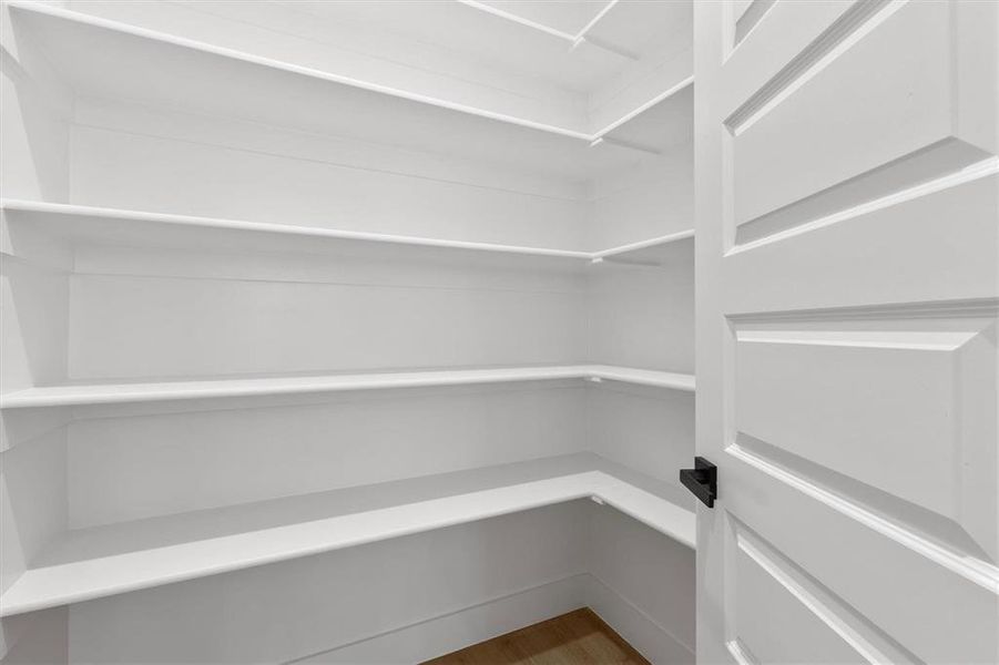 Spacious, unfurnished interior of a new home in , Dallas (Image 20).