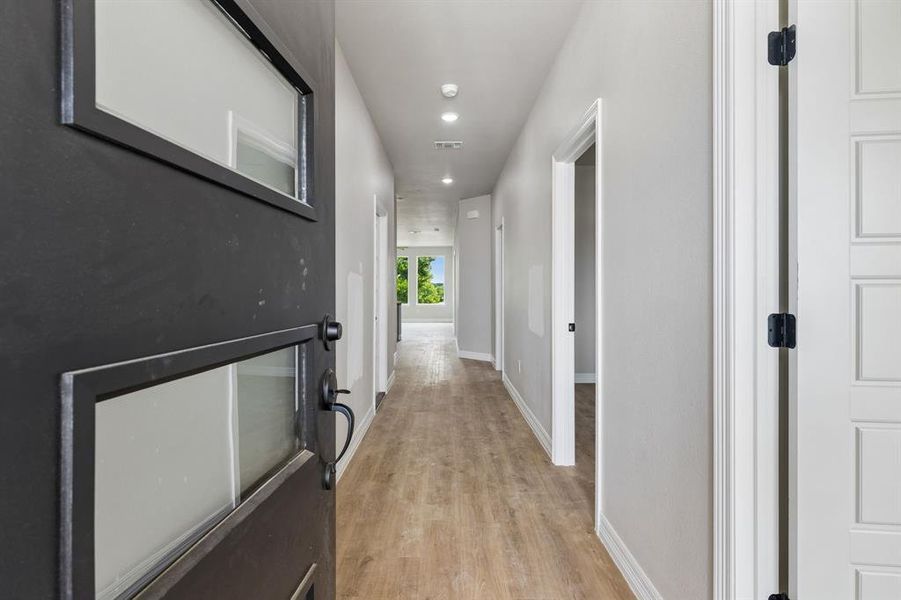 Image 33 of a home in .