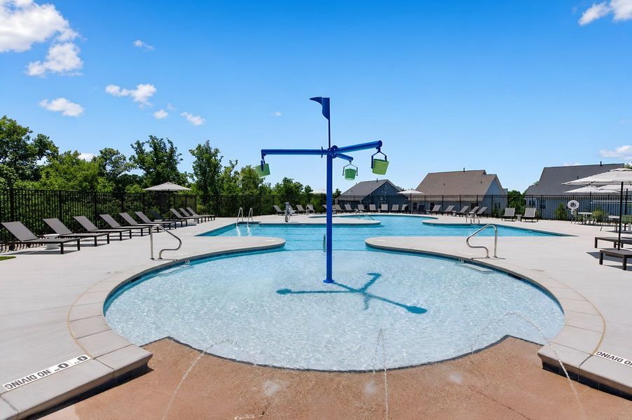 Community amenities in Silverstone, Knightdale (Image 22). Community amenities in Silverstone, Knightdale (Image 22).