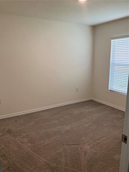 Spacious, unfurnished interior of a new home in Sunset Hills, Summerfield (Image 9).