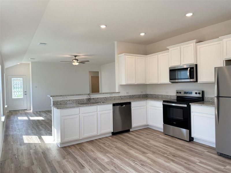 Pictures, features, and colors are approximate for illustration purposes only. Pictures, features, and colors are approximate for illustration purposes only.