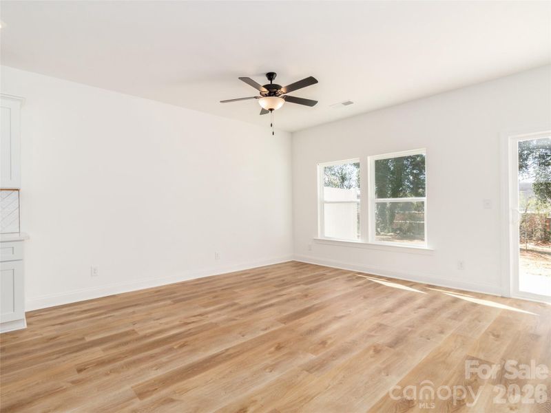 Spacious, unfurnished interior of a new home in , Charlotte (Image 17).