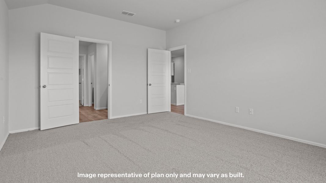 Spacious, unfurnished interior of a new home in Allen Farms, Lubbock (Image 15).