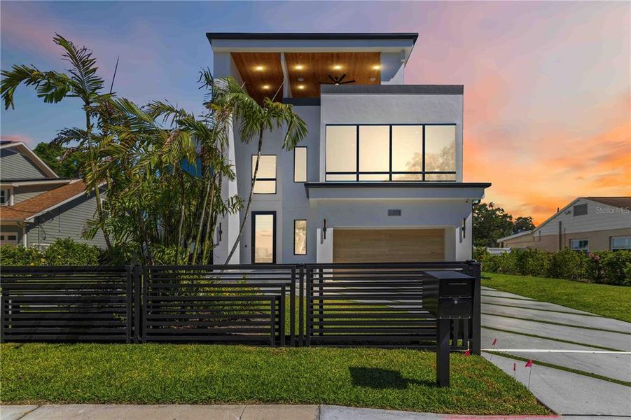 Front exterior of a new home in , Tampa, FL, highlighting curb appeal (Image 20).