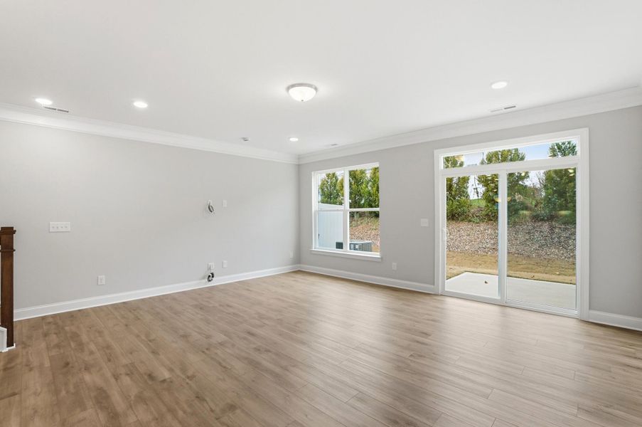 Spacious, unfurnished interior of a new home in Harrisburg Village Townhomes, Harrisburg (Image 34).