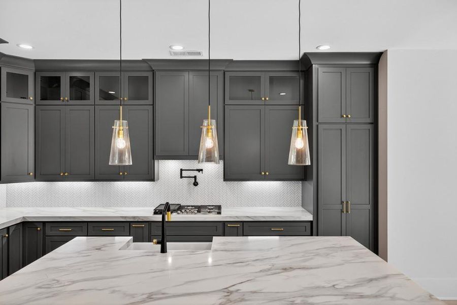 Furnished interior view inside a new home in , Jefferson (Image 11).