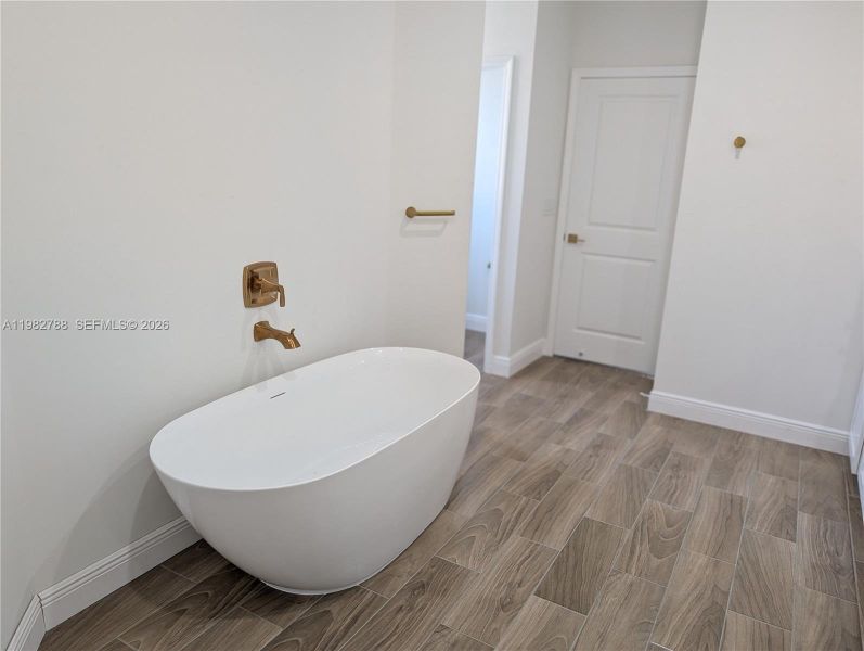 Image 13 of a home in .