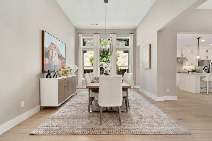 Plan 1685 Dining Area Representative Photo
