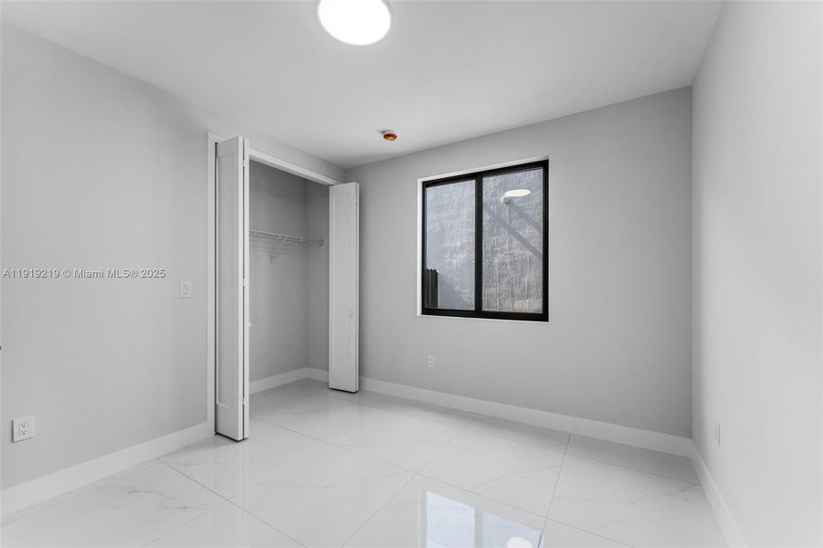 Spacious, unfurnished interior of a new home in , Miami (Image 19).