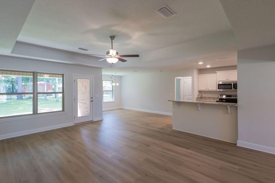 Representative unfurnished interior of a home built from the 2005 by Adams Homes in Parkland Place, Pace (Image 14).