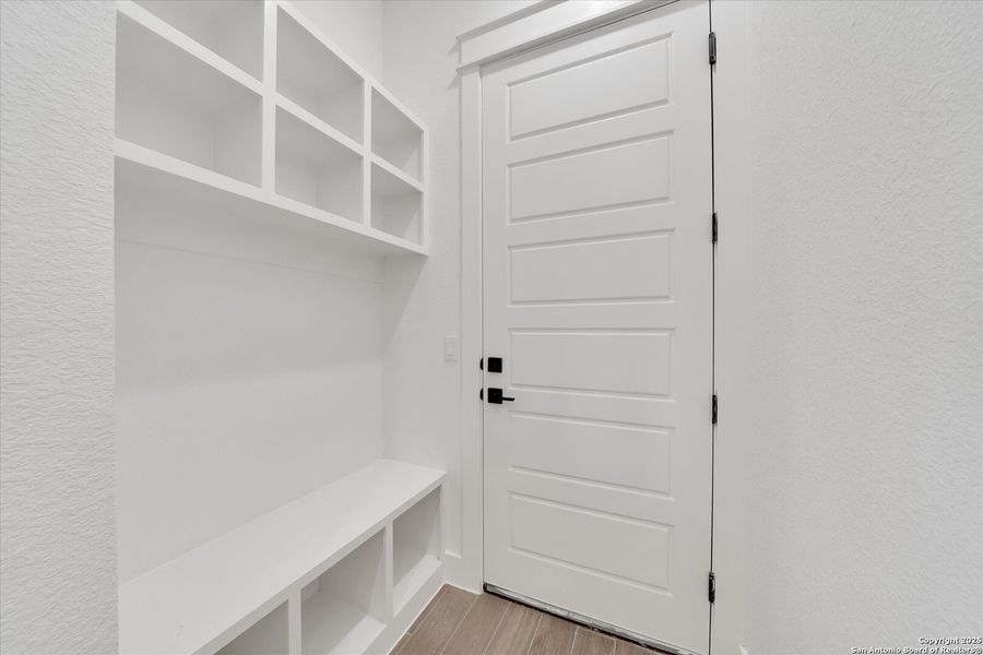 Image 40 of a home in .