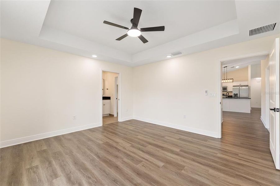 Spacious, unfurnished interior of a new home in , Dunnellon (Image 38). Spacious, unfurnished interior of a new home in , Dunnellon (Image 38).