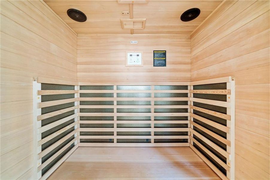 Spacious, unfurnished interior of a new home in , Talking Rock (Image 22).