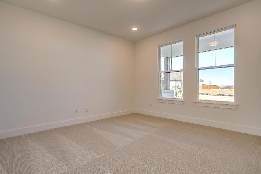 Representative unfurnished interior of a home built from the Eleanor by Graham Hart Home Builder in Sweetgrass, Haslet (Image 37).
