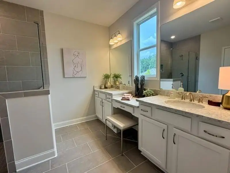 Furnished interior view inside a new home in Echols Farm, Hiram (Image 15).