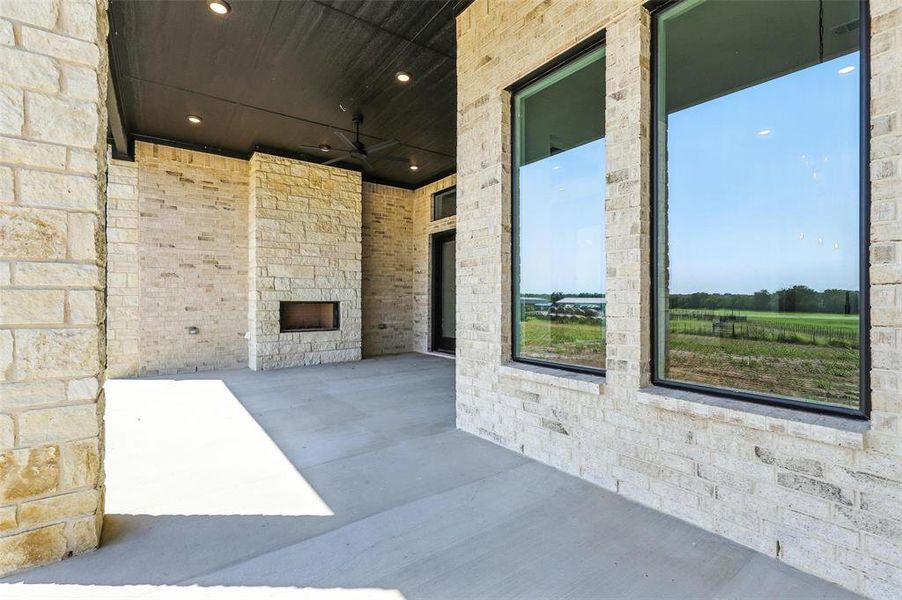 Exterior Patio has a Gas line for your Grill, Several Plugs to hang your TV