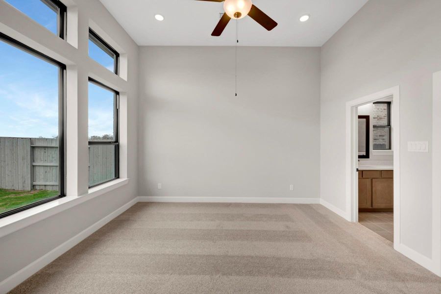 Spacious, unfurnished interior of a new home in Pomona 45' Homesites, Manvel (Image 26).