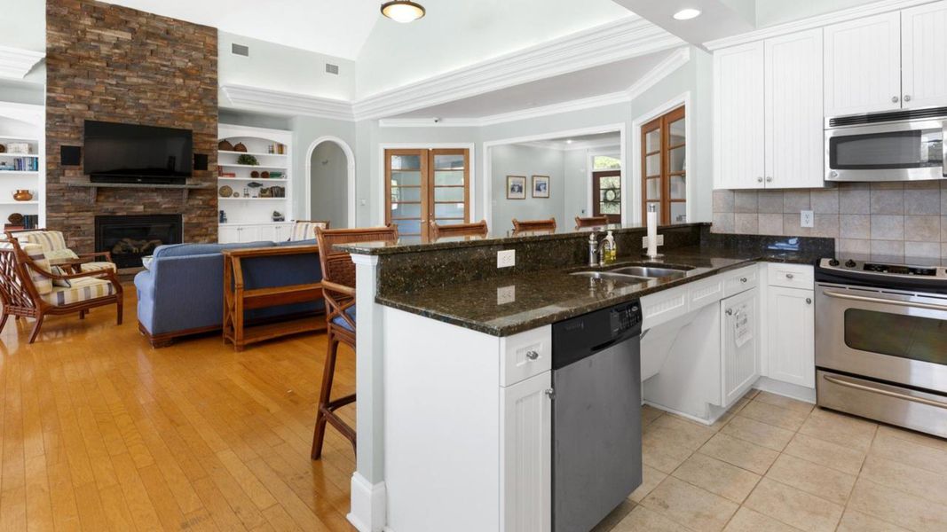 Furnished interior view inside a new home in Grayson Park, Leland (Image 10).