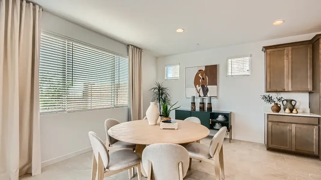 3524 Cottonwood Dining 1of2 F1 Base5 3524 Cottonwood Dining 1of2 F1 Base5