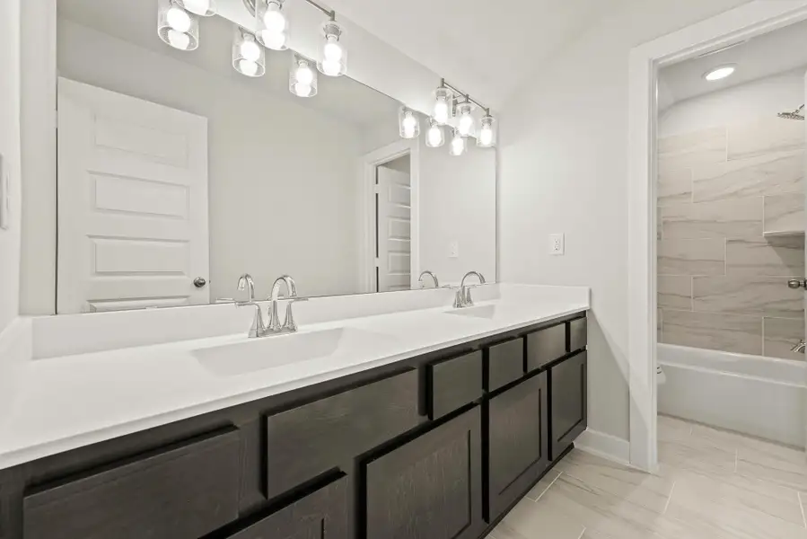 Representative image. Features, specifications, selections and colors may vary. Representative image. Features, specifications, selections and colors may vary.