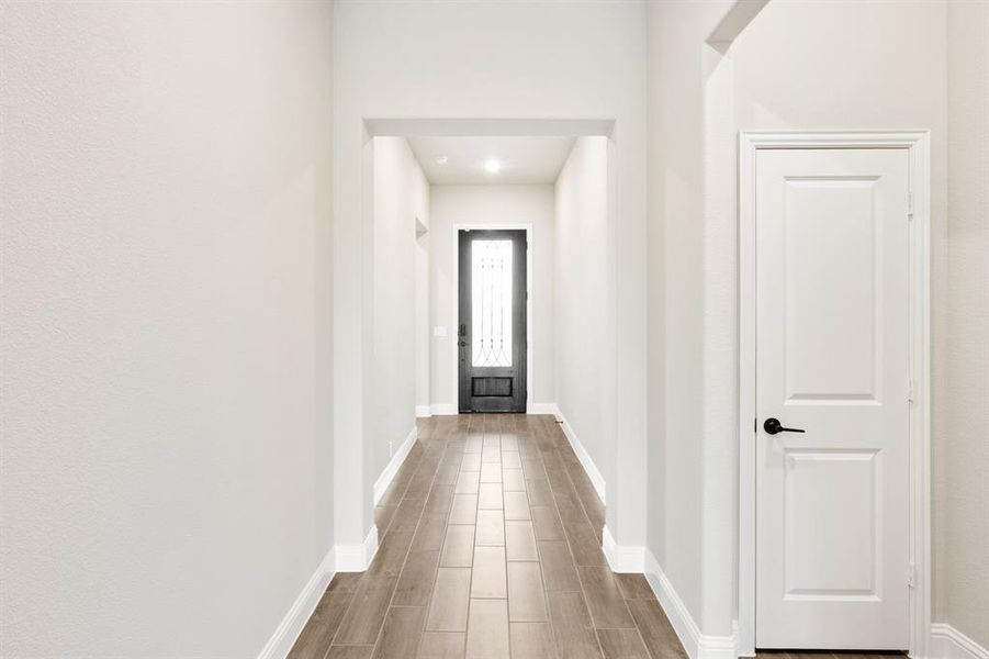 Spacious, unfurnished interior of a new home in The Oaks, Red Oak (Image 17). Spacious, unfurnished interior of a new home in The Oaks, Red Oak (Image 17).
