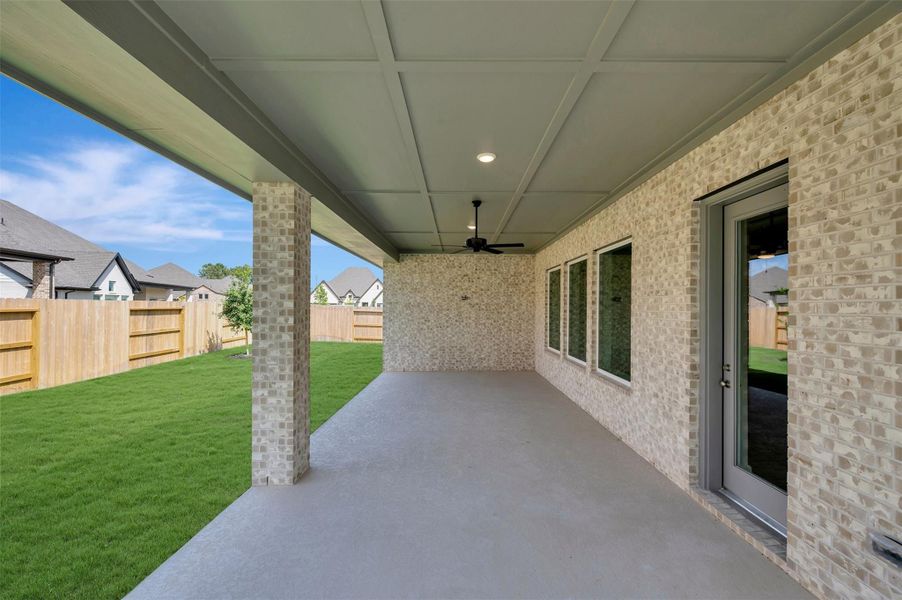 Exterior details and patio area of a home in ARTAVIA - Parkview Collection, Conroe (Image 4).