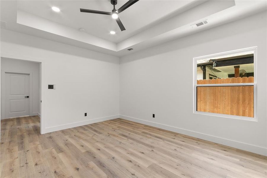 Spacious, unfurnished interior of a new home in , Fort Worth (Image 27).