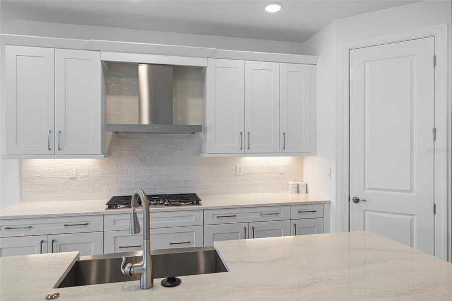 Furnished interior view inside a new home in Cresswind Lakewood Ranch, Lakewood Ranch (Image 8).