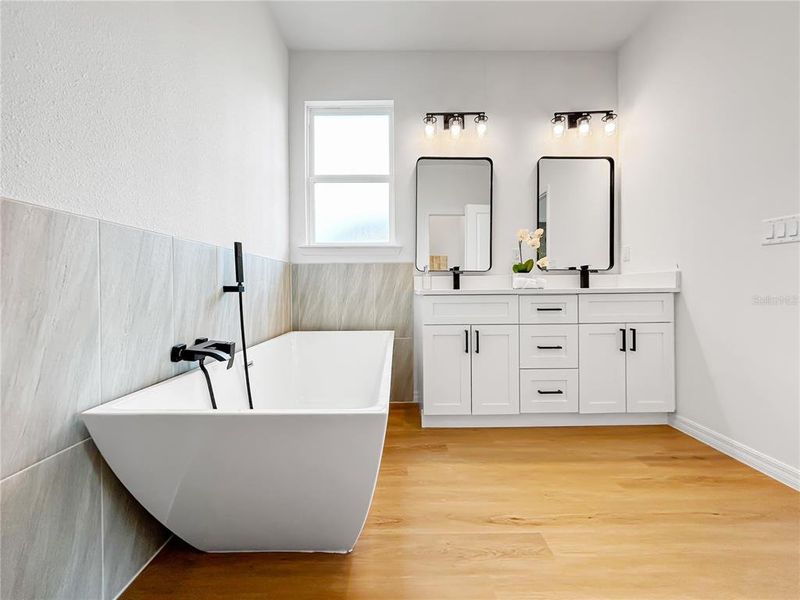 Furnished interior view inside a new home in , Ocala (Image 10).