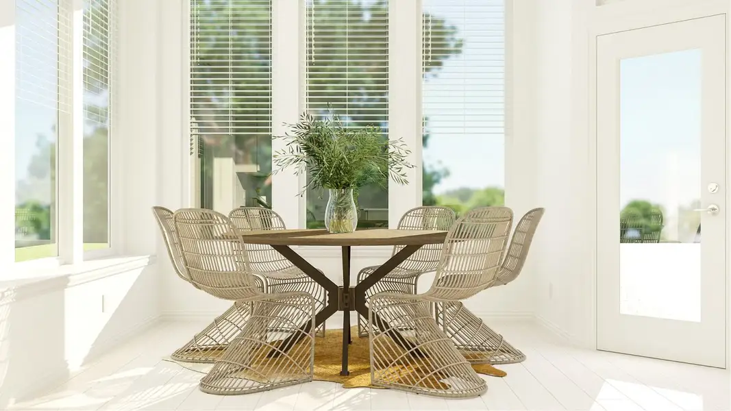 Moonstone With Media Dining