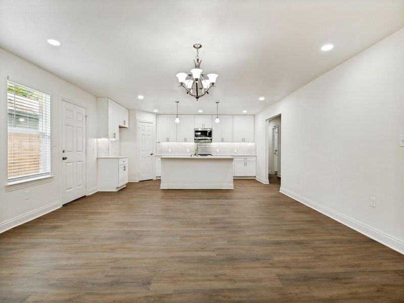 Spacious, unfurnished interior of a new home in , Dallas (Image 15).