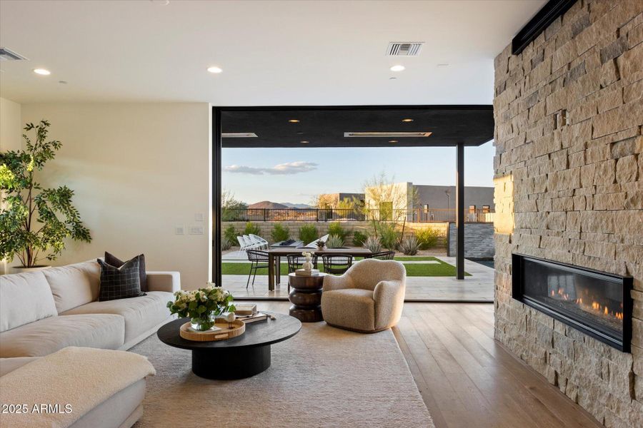 Direct Mountain Views