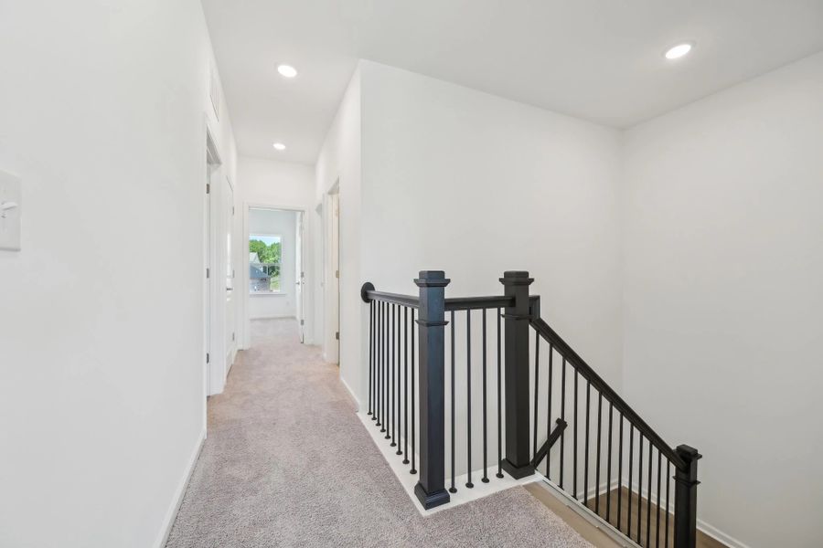 Representative images and renderings are for illustrative purposes. Actual structural options and design finishes of home may vary. Representative images and renderings are for illustrative purposes. Actual structural options and design finishes of home may vary.