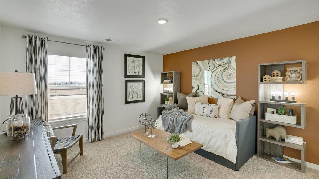 Representative furnished interior of a home built from the Holcombe by D.R. Horton in Settlers Crossing, Commerce City (Image 21).