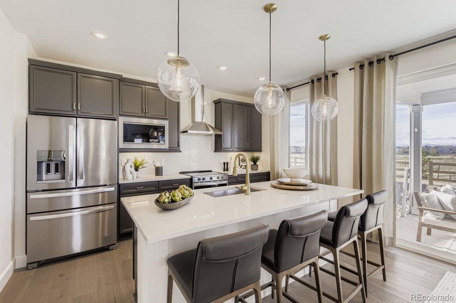 INTERIOR PHOTOS ARE WILLOW MODEL HOME.