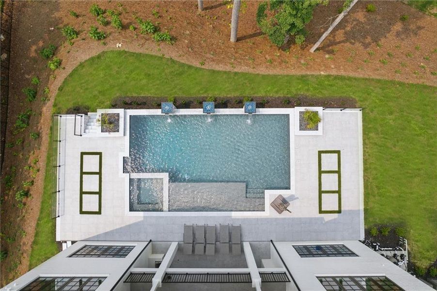 Exterior details and patio area of a home in , Alpharetta (Image 32).