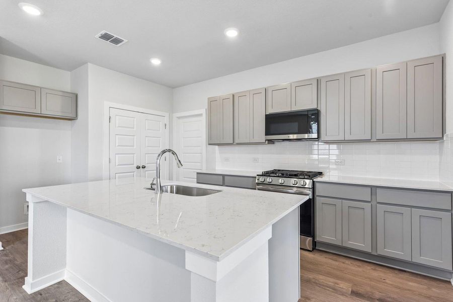 Furnished interior view inside a new home in Trinity Ranch, Elgin (Image 8).