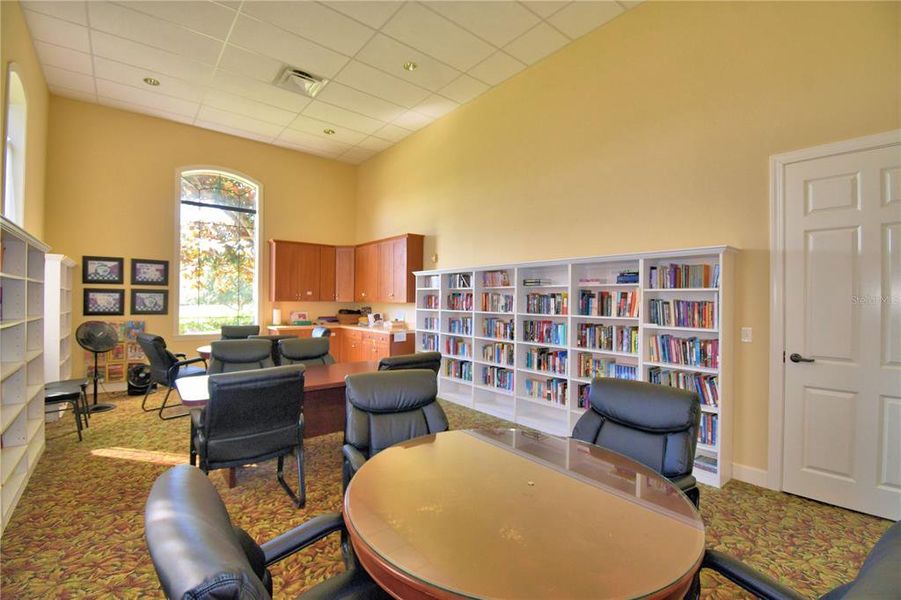 Furnished interior view inside a new home in , Winter Haven (Image 7).
