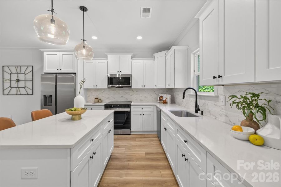 Furnished interior view inside a new home in , Harrisburg (Image 19).