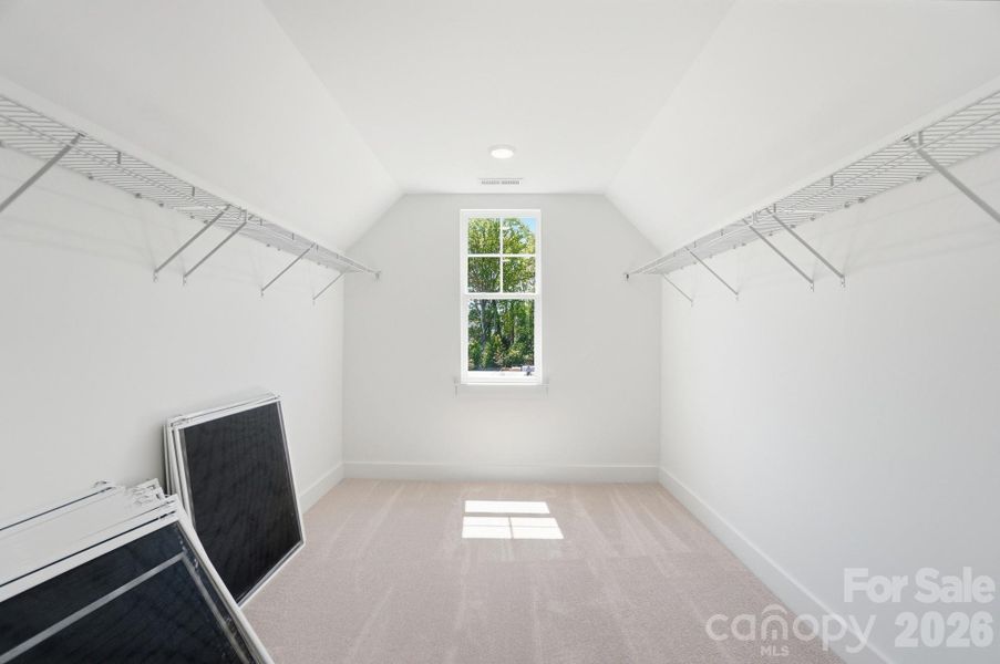 Spacious, unfurnished interior of a new home in Robinson Oaks, Gastonia (Image 20).