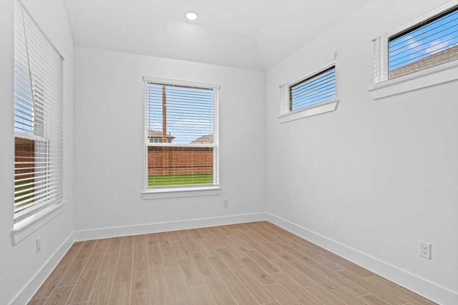Spacious, unfurnished interior of a new home in Elyson 60's, Katy (Image 18).