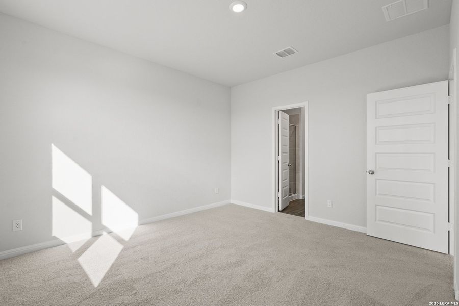 Spacious, unfurnished interior of a new home in Applewhite Meadows, San Antonio (Image 19). Spacious, unfurnished interior of a new home in Applewhite Meadows, San Antonio (Image 19).