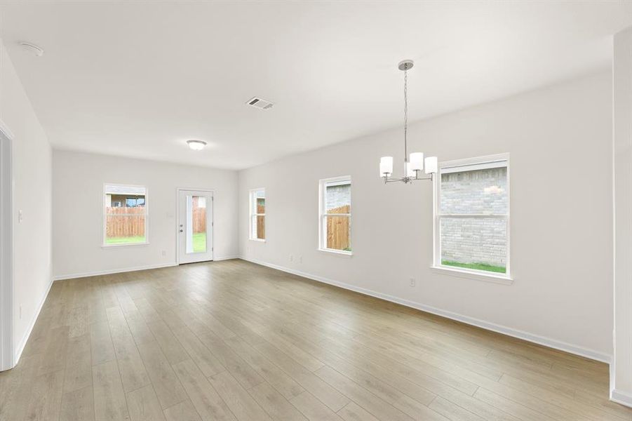 13. 4324 Valley Brook - Dining