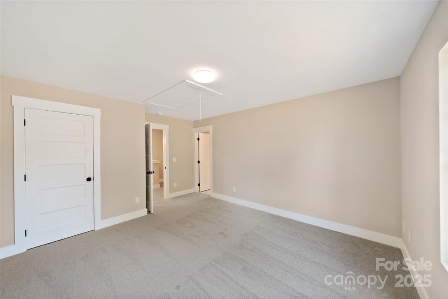 Spacious, unfurnished interior of a new home in , Monroe (Image 22).