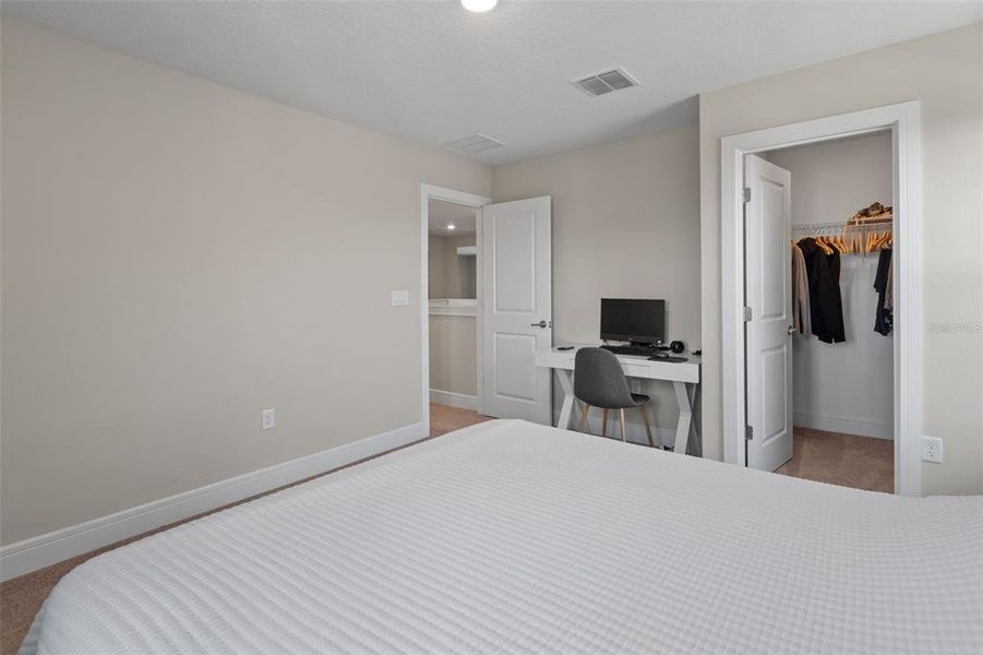 Image 47 of a home in .