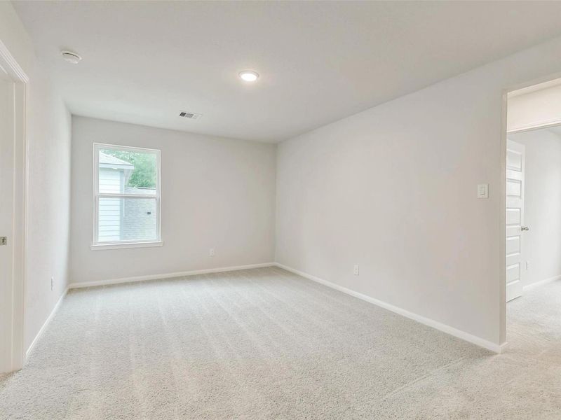Spacious, unfurnished interior of a new home in Caney Creek Place, Conroe (Image 27). Spacious, unfurnished interior of a new home in Caney Creek Place, Conroe (Image 27).