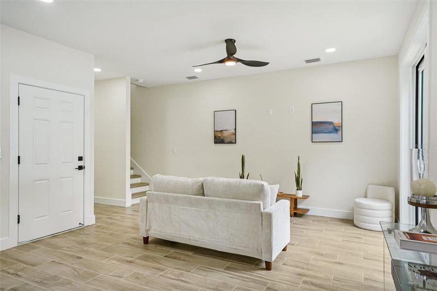 Furnished interior view inside a new home in , Largo (Image 4).